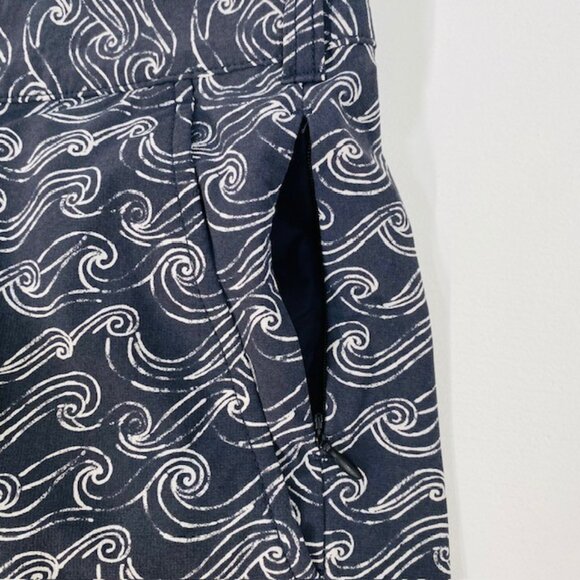 Bonobos Size 48 Black with Wave Design 7" Inseam Golf Shorts Stretchy - Picture 4 of 10
